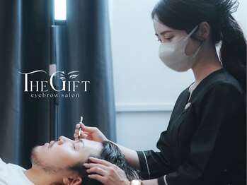 ザ ギフト(The Gift)の写真/【今やメンズも定番の眉ケア♪】ナチュラルだけど洗練された"ウケ抜群のトレンド眉毛"でお目元から垢抜け!