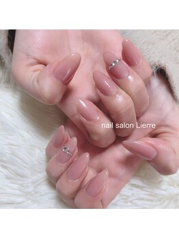 リエール(Lierre)/オフィスネイル