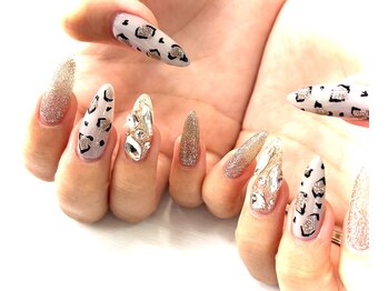 テアネイル(Thea Nail)の写真/施術後4週間以内の来店でオフ無料◎お気に入りのネイルを綺麗に保ちましょう！