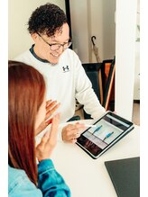 スタジオネコノビ/姿勢や体の変化を写真で比較