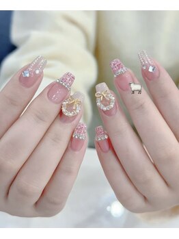 ヴィーナスネイル(Venus Nail)/長さ出し持ち込みデザイン