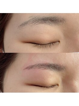 サロンドゥプリエ 門司店(SALON deux PRIER)/眉メイクはブラシでとかすだけ♪