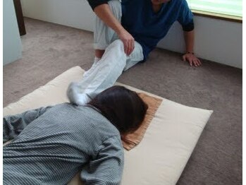 足ふみサロン ケアレスト 東大阪店