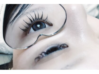 ムーンドールアイ(MoonDollEye)の写真