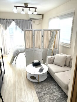 ジェンナラッシュ(jenna lash)の写真/女性専用、完全個室　初めてで不安な方も周りを気にせず施術が可能