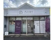 アジュガ(Ajuga)の雰囲気（サロン前に２台の駐車場完備）