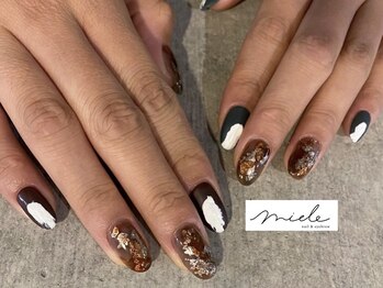 ミエレ(miele)/秋カラーマット塗りかけネイル