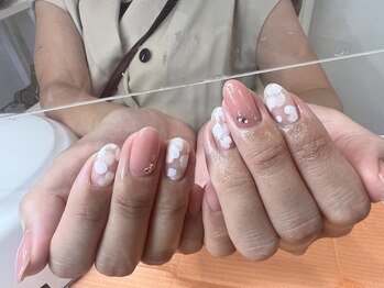 ネイル アイラッシュ 彩 熊谷店/ニュアンスフラワーネイル
