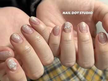ネイルドットスタジオ 堺筋本町(NAIL DOT STUDIO)/ラメグラ×レース