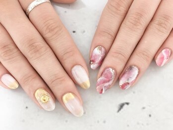 アイラッシュアンドネイル専門店 クラル(CURAR)/ネイルディレクターデザイン