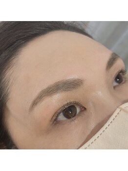 ビューティーアミューズメント 山鼻店(BEAUTY AMUSEMENT)/美眉脱毛ストレート