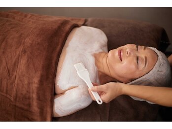 えがお美癒堂(えがおびゆどう)/フェィシャルエステ＜STEP3＞