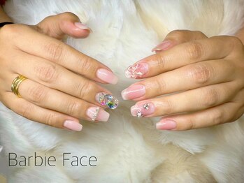 バービーフェイス 恵比寿(Barbie Face)/ワンホンネイル