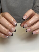 透灯(TOUTOU)/フレンチネイル＋パーツ