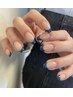 【 初回オフ込み 】Simple French nail ¥8,000 → ¥7,500 