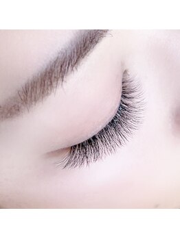 アイスター 大阪難波店(EYESTAR)の写真/LEDマツエクで圧倒的持続力と似合わせデザインが得意！Lカールやエクパでさらにぱっちり★