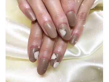 ウィズ フェリーク/不思議なもこもこおしゃれネイル