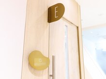 アムネダット サロン 新宿三丁目(amunedat salon)の雰囲気（7階「me by,,」ブース「E」になります。）