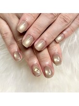 マイオティック ネイル(miotic nail)/ミルキーマグネット