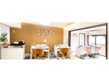 ダイヤモンドネイルスタジオ ニシニッポリ(Diamond Nail Studio Nishinippori)の雰囲気（DiamondNailStudiosの横の階段を登って頂き1102号が当サロンです）