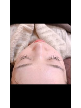 フリルアイビューティ 豊中店(Frill Eye Beauty)/