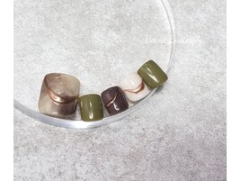 秋冬ニュアンスフットネイル
