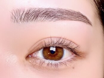 マム(ma'am)の写真/型を使わず似合う形をデザイン＊眉デザインWAX＊毛量や長さも全体のバランスを見て調整◎カラー調整まで♪