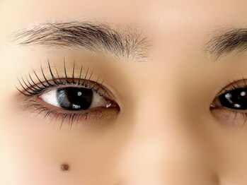 アクイール シュエット/ラッシュリフト/カール