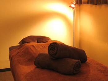 ラックス 三川店の写真/立ちっぱ作業が多い方にオススメの足つぼコースあり◎全身もみほぐしに加えて、足を重点的にケアします★