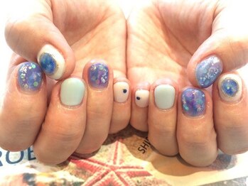 トータルサロン 白べぇーっ プラス/個性派ネイル!