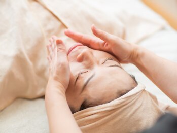 サロン ド ジュエル(salon de jewel)/小顔