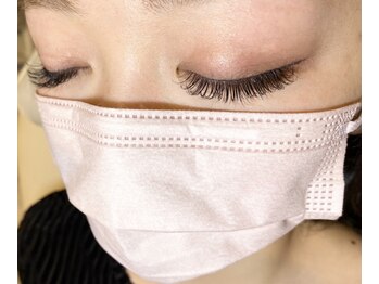 フル フル ルポ(FROU FROU repos)の写真/＜まつげパーマ/エクステ/アイブロウ＞豊富なメニューあり◇モチの良さが自慢で理想のお目元を叶えます！