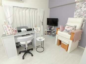 ピルメリー(pirumely)の写真/ベース一層残しの《フィルイン施術》で自爪の負担を最小限に♪爪が割れやすい・欠けやすい方におすすめ◎