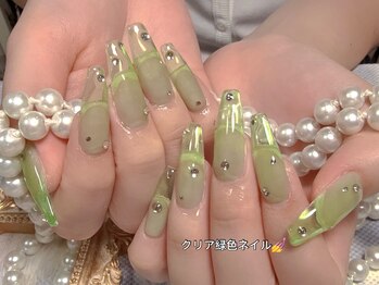 モアネイル 新宿/クリアネイルデザイン