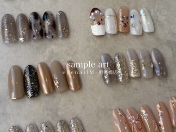 アイネイル エム(eyenail M)