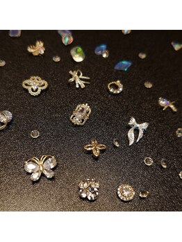 セラフ(Seraph)/パーツ1個250円