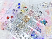 リリアムネイル(Lilium nail)の雰囲気（パーツ類もたくさん取り揃えております！）