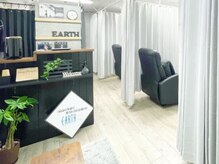 アース 福岡天神店(EARTH)