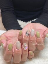 ネイルズ イルク(Nails Irk)/埋め尽くし