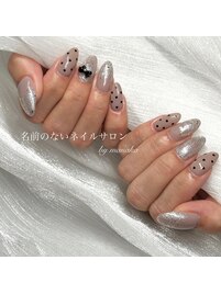 ハートドットネイル