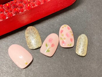 クイーンビー(QUEEN BEE)/3月定額ネイル¥7500