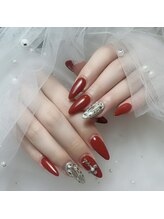 アミナ(Amina)/キラキラネイル