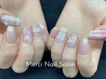 メルシー(Merci)/可愛いニュアンスネイル