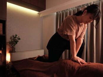 モンデマス ルーム/お尻から腰にかけて丁寧にほぐす