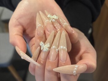 ラボテ ニュイ(laboT nuit)の写真/長さ出しができるサロンで理想の指先へ☆定額ネイルで旬なネイルを♪