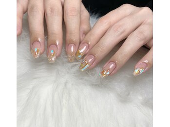 フィー(fee)/ちゅるちゅる　うるうるネイル