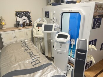 TOTONOWの写真/【希少マシン集結】最新痩身2種W使い！ハイパーナイフの温熱×シェイプの引き締めで気になる部位を徹底ケア