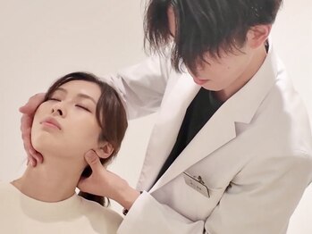 ルーチェ ルシーナ(Luce Lucina)/頸椎の矯正