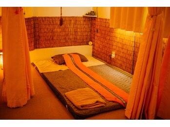 トゥクトゥク/本格タイ古式マッサージ