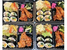 ブルージャムネイル(BLUE.JAM.nail)の雰囲気（大人気のお弁当屋さんも併設♪）